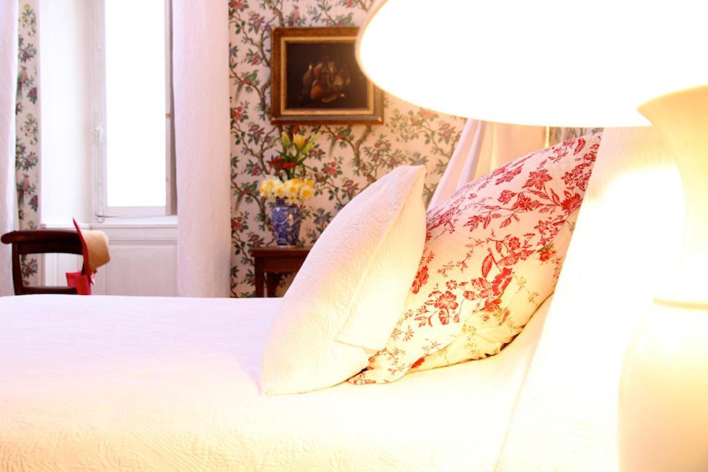 Chateau De Montriou Feneu 部屋 写真